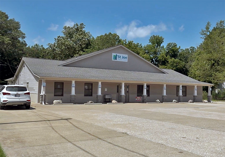 St Joe Vet Exterior